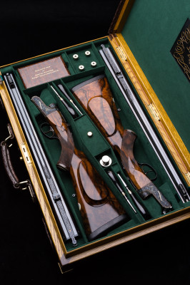 A Rare Pair of Westley Richards .470 Droplock Double Rifles.