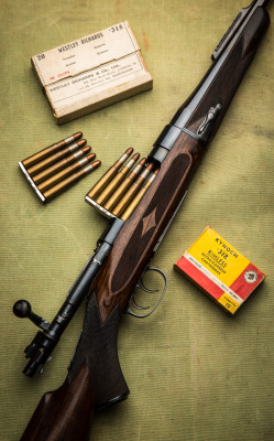 Westley Richards .318 Ammunition in Clips.