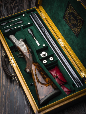 Westley Richards .700/.577 Hand Detachable Lock Double Rifle.