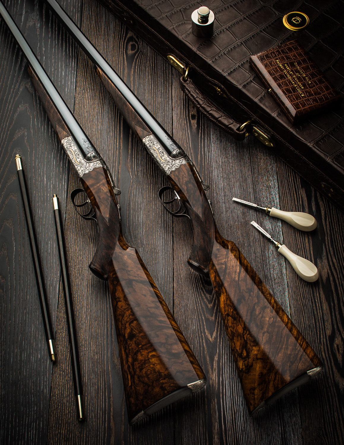 Fabulous Pair Of Westley Richards 'Model de Luxe' 12g Droplock Shotguns