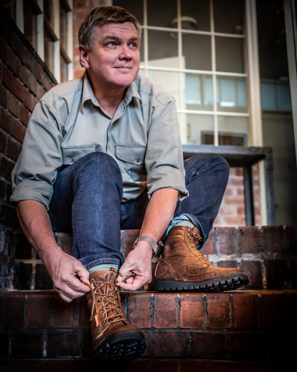 Ray Mears Reviews Our New Jameson Courteney Boots