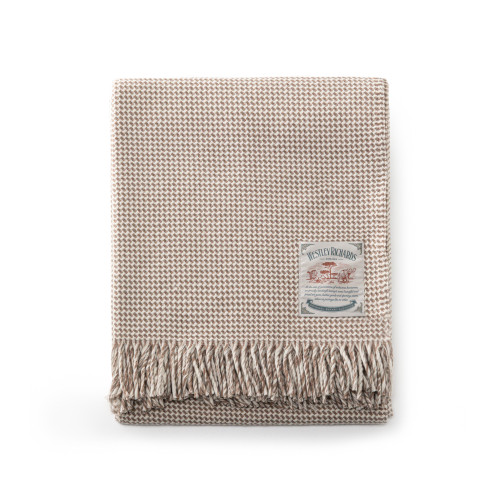 Lambswool Throw in Oatmeal