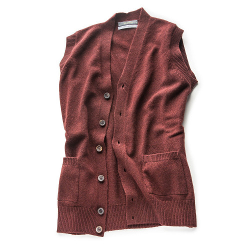 Lauder Lambswool Waistcoat in Grape