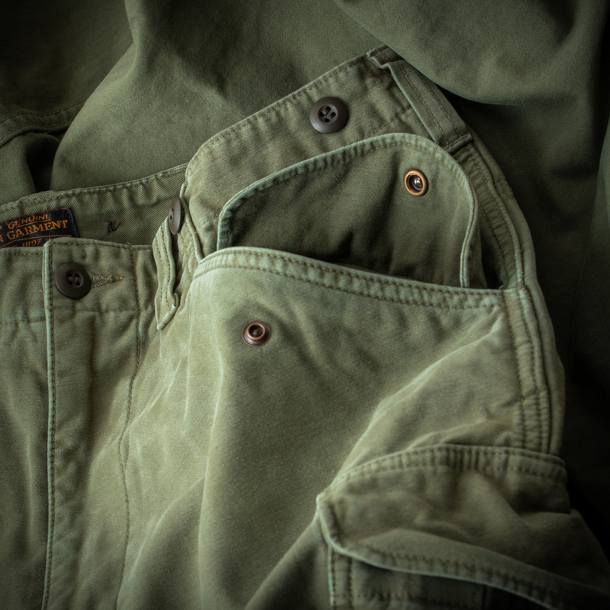 Filson Field Cargo Shorts