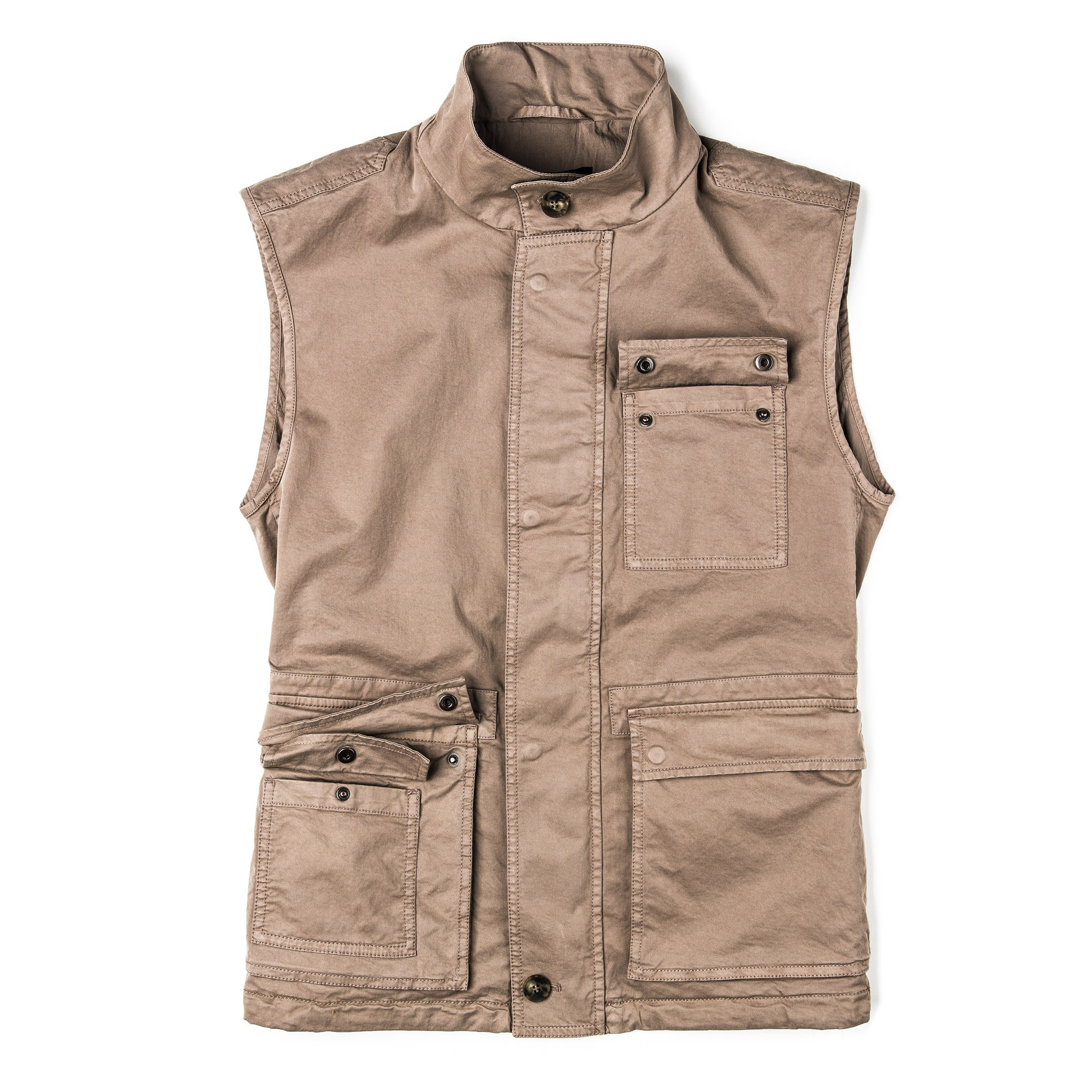 Men's travel vest shop with inside pockets