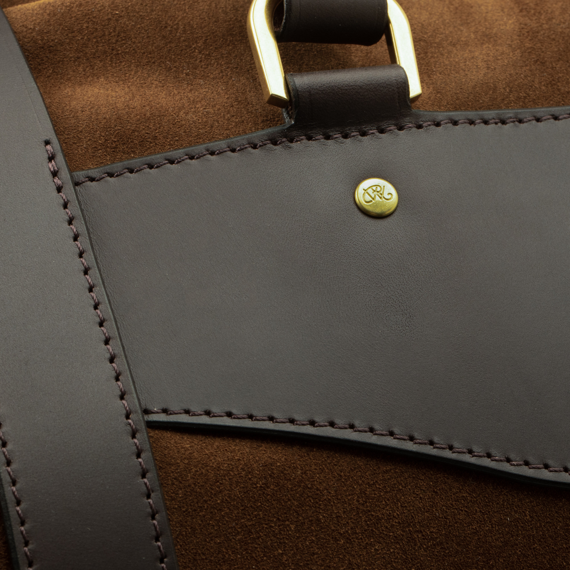 Sutherland Bag Medium in Walnut Suede