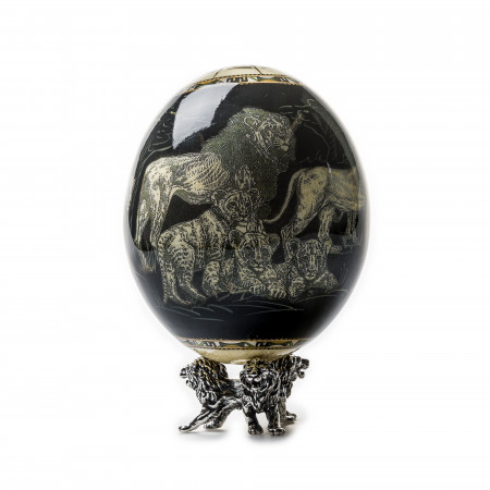 Greggio Ostrich Egg with Silver Base - Lions