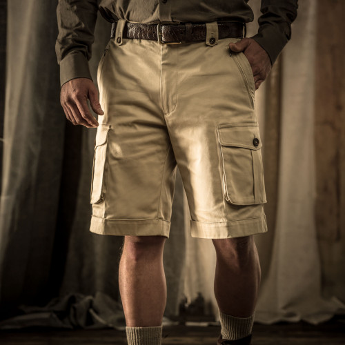 Safari Shorts in Sand
